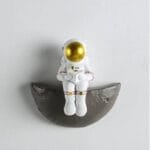 Accroches Murales Astronautes 15cm x 10cm Pour Chambre à Coucher - Astronaute Lisant Un Livre