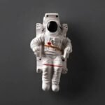 aimant astronaute flottant pour refrigerateur 354 1