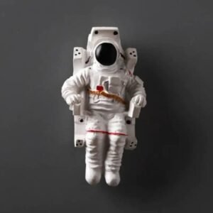 aimant astronaute flottant pour refrigerateur 354 1