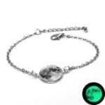 Bracelet Lune Phosphorescente: Un Bijou éblouissant De Nuit Comme De Jour - Lune Blanche