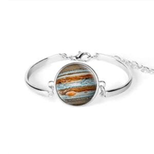 Bracelet Planète Jupiter Pour Un Poignet élégant Et Cosmique 3 Bracelet Planète Jupiter Pour Un Poignet élégant Et Cosmique