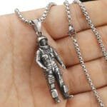 Collier Astronaute: Symbole D’aventure Et D’exploration Future