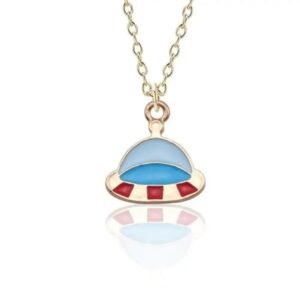 collier colore pour un look spatial et original 535 1