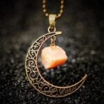 Collier Croissant De Lune Avec Pierre Terrestre Unique Et élégant - 4