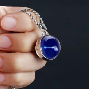 Collier En Verre Avec Constellation Personnalisée à Offrir - Bélier Argenté