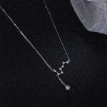 Collier étoilé Avec Pendentif Grande Ourse En Zircons Cubiques - Argenté