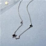 Collier étoile Noir Et Argent: L’accessoire Parfait Pour Toutes Occasions