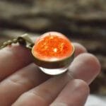 Collier Soleil: éclat De L’étoile Qui Illumine Notre Vie - Bronze
