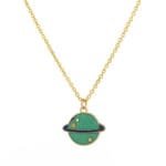 Collier Uranus Aux Reflets Turquoise Pour Un Style Cosmique