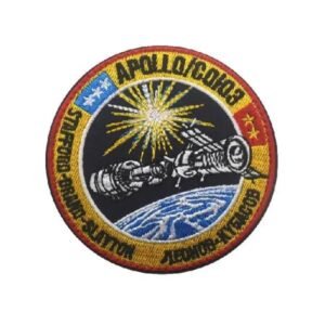 ecusson commemoratif de la mission apollo soyouz 141 1