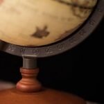 globe terrestre retro decoratif pour un bureau au style vintage 725 1