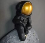 Horloge Murale Astronaute Assis Sur La Lune