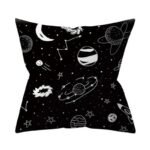 housse de coussin decorative motifs planetes minimalistes taies et protections doreiller 668 1