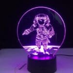 Lampe Astronaute Usb Pour Illuminer Votre Bureau Avec Style