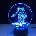Lampe Astronaute Usb Pour Illuminer Votre Bureau Avec Style