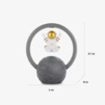 lecteur de musique bluetooth lune et astronaute decoratif 383 1