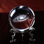 objet decoratif en verre de la galaxie pour votre bureau 6 cm socle argente 178 1