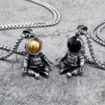 Pendentif Cosmic Serenity: évasion Dans Le Calme De L’espace