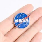 pin du logo de la nasa affichez votre passion pour lespace 813 1