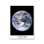 poster apollo 17 la terre bille bleue dans lunivers infini 30 x 40 cm 806 1