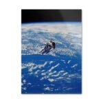 poster dastronaute en orbite impression haute definition 30 x 40 cm affiches 174 1