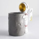 pot a crayon astronaute en resine design pour bureau original 578 1