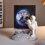 socle astronaute pour cadre un ecrin unique vos souvenirs maman et bebe astronautes 358 1