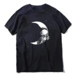 t shirt astronaute demi lune pour passionnes dastronomie s 817 1