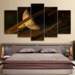 tableau saturne vue de la planete depuis une lune terrestre petit avec cadre 288 1