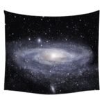 tapisserie galaxie tournoyante pour un emerveillement celeste 60 x 90 cm 991 1