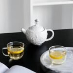 theiere lune avec figurine dastronaute et tasse spatiale cafetieres et theieres 829 1