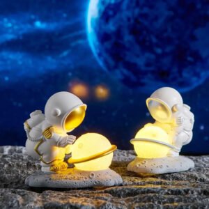 Veilleuse De Nuit Petit Astronaute En Résine Pour Un Sommeil Apaisant